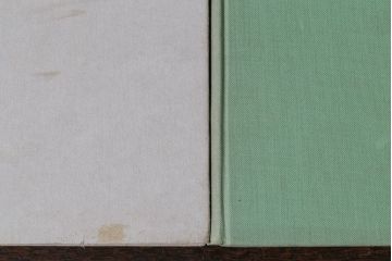 アンティーク雑貨　イギリスアンティーク　古い趣が魅力的な本(洋書、古書、英字本)3冊セット(2)