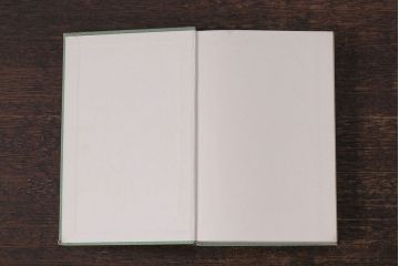 アンティーク雑貨　イギリスアンティーク　古い趣が魅力的な本(洋書、古書、英字本)3冊セット(2)