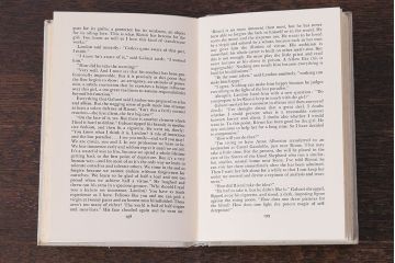 アンティーク雑貨　イギリスアンティーク　古い趣が魅力的な本(洋書、古書、英字本)3冊セット(2)