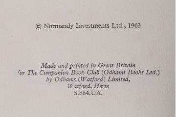 アンティーク雑貨　イギリスアンティーク　飾るだけで様になる本(洋書、古書、英字本)3冊セット(1)