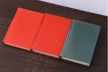 アンティーク雑貨　イギリスアンティーク　飾るだけで様になる本(洋書、古書、英字本)3冊セット(2)