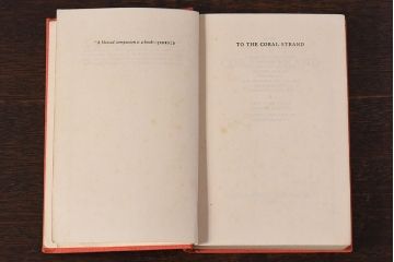 アンティーク雑貨　イギリスアンティーク　飾るだけで様になる本(洋書、古書、英字本)2冊セット