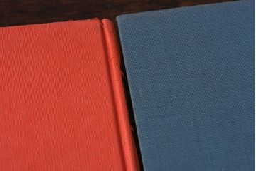 アンティーク雑貨　イギリスアンティーク　飾るだけで様になる本(洋書、古書、英字本)2冊セット