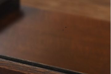 アンティーク家具　イギリス製　風格と気品漂うドレッサー(鏡台、三面鏡、ドレッシングチェスト)