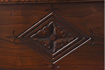 ヴィンテージ家具　イギリスビンテージ　JAYCEE FURNITURE　シックなデザインが魅力のコーナーキャビネット(飾り棚、戸棚)
