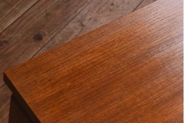 ヴィンテージ家具　北欧ビンテージ　G-PLAN(ジープラン)　温かみのあるチーク材のセンターテーブル(ローテーブル、リビングテーブル)