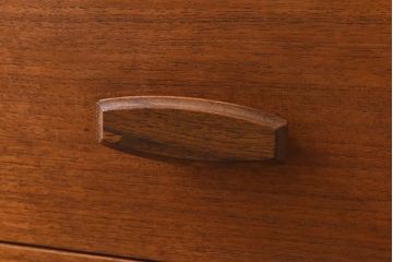 ヴィンテージ家具　北欧ビンテージ　G-PLAN　Quadrilleシリーズ　サイドチェスト(サイドボード、引き出し)