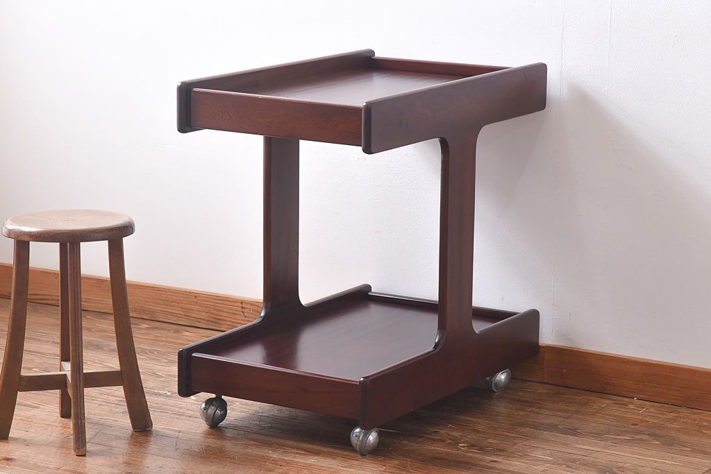 アンティーク雑貨　北欧ビンテージ　チーク材　シンプルなフォルムのトロリー(キッチンワゴン、サイドテーブル、花台)