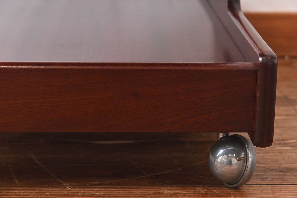 アンティーク雑貨　北欧ビンテージ　チーク材　シンプルなフォルムのトロリー(キッチンワゴン、サイドテーブル、花台)