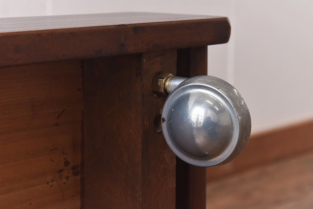 アンティーク雑貨　北欧ビンテージ　チーク材　シンプルなフォルムのトロリー(キッチンワゴン、サイドテーブル、花台)