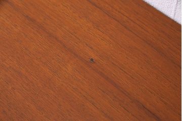 北欧家具　チーク材　レトロな雰囲気のサイドチェスト(サイドボード、引き出し)