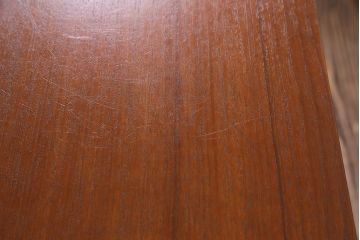 北欧家具　チーク材　レトロな雰囲気のサイドチェスト(サイドボード、引き出し)