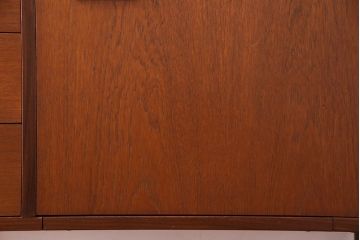 北欧家具　チーク材　レトロな雰囲気のサイドチェスト(サイドボード、引き出し)