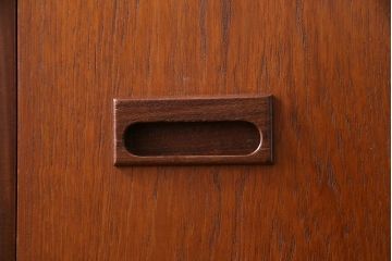 北欧家具　チーク材　レトロな雰囲気のサイドチェスト(サイドボード、引き出し)