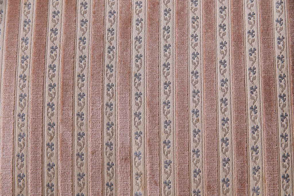 中古　イタリア家具　クラシカルなデザインの布張りダイニングチェア(椅子、ワークチェア)(1)