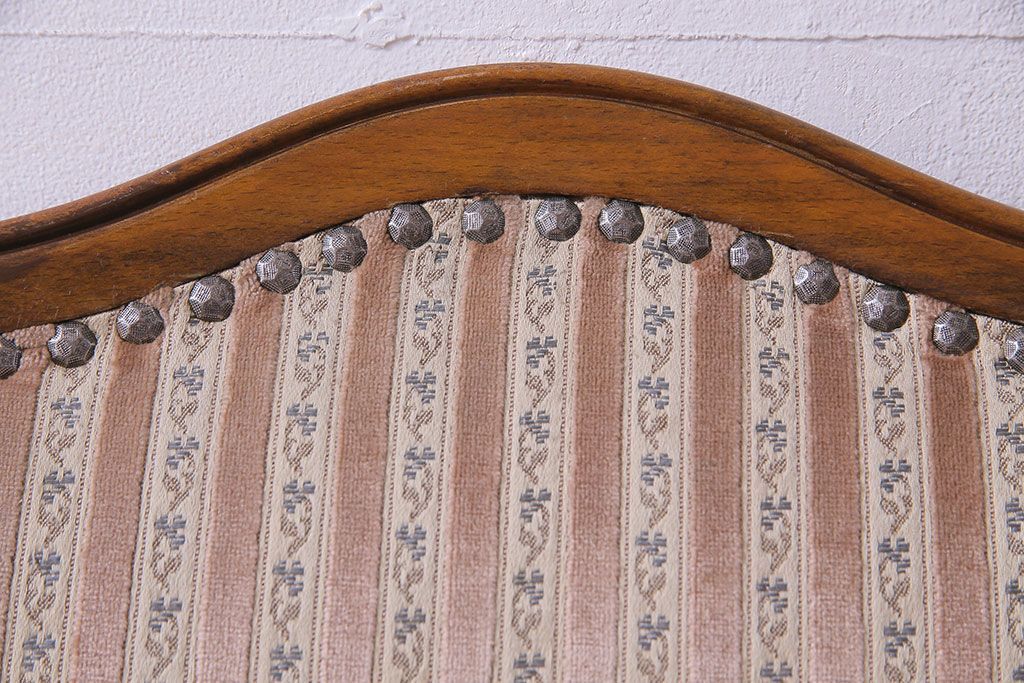 中古　イタリア家具　クラシカルなデザインの布張りダイニングチェア(椅子、ワークチェア)(2)