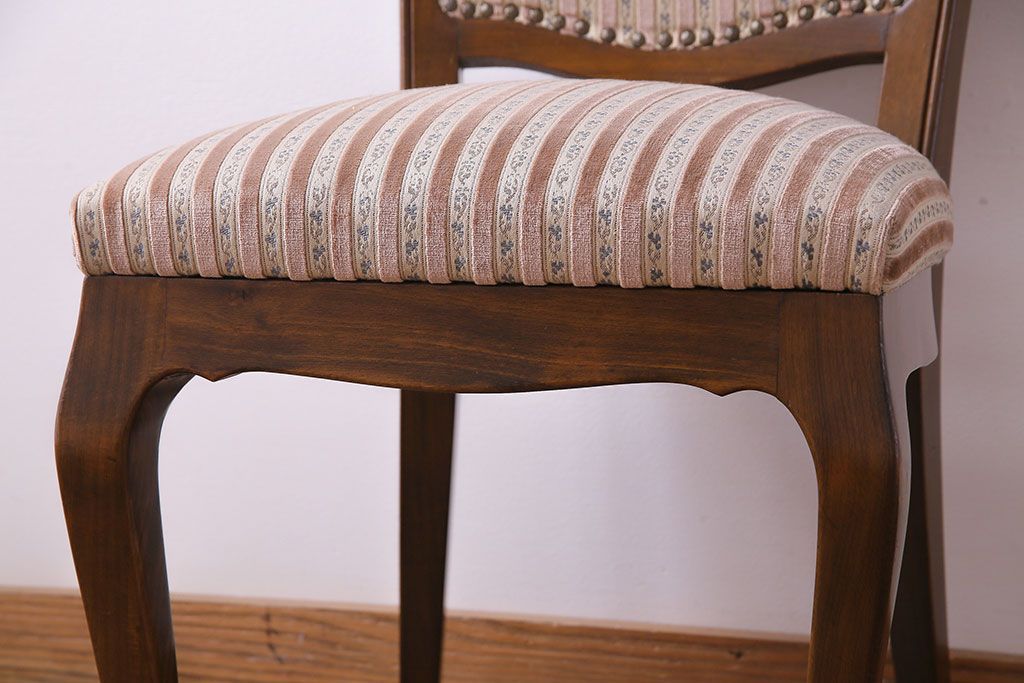 中古　イタリア家具　クラシカルなデザインの布張りダイニングチェア(椅子、ワークチェア)(2)