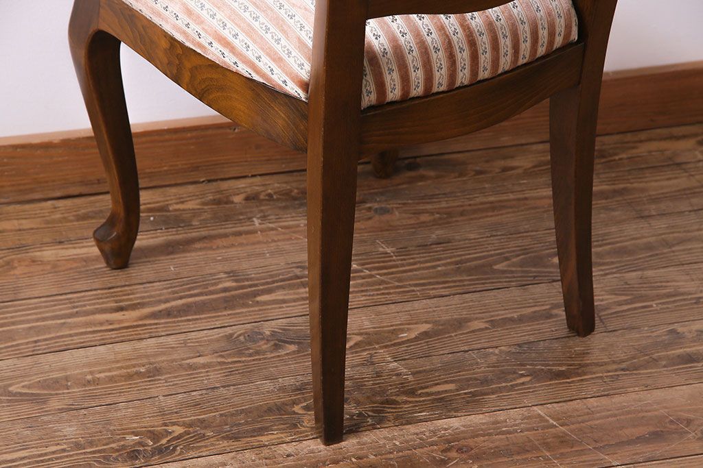 中古　イタリア家具　クラシカルなデザインの布張りダイニングチェア(椅子、ワークチェア)(2)