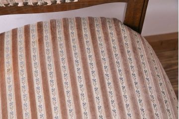 中古　イタリア家具　クラシカルなデザインの布張りダイニングチェア(椅子、ワークチェア)(3)