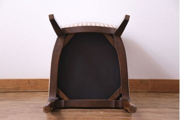 中古　イタリア家具　クラシカルなデザインの布張りダイニングチェア(椅子、ワークチェア)(3)