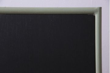 アンティーク雑貨　ペイント家具　ナチュラルカラーがペイントされたレトロなブラックボード(黒板)(2)
