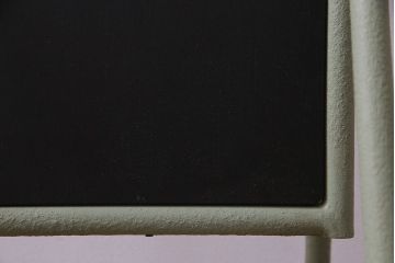 アンティーク雑貨　ペイント家具　ナチュラルカラーがペイントされたレトロなブラックボード(黒板)(2)