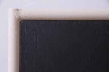アンティーク雑貨　ペイント家具　ナチュラルカラーがペイントされたレトロなブラックボード(黒板)(3)