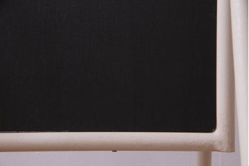 アンティーク雑貨　ペイント家具　ナチュラルカラーがペイントされたレトロなブラックボード(黒板)(3)