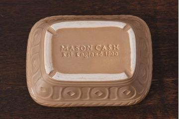 アンティーク雑貨　イギリス　MASON CASH(メイソンキャッシュ)　バターケース(チーズディッシュ、洋食器)