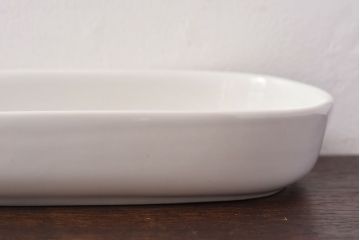 イギリス　JOHNSON BROTHERS(ジョンソン・ブラザーズ)　スクエア型白い長皿(深皿、プレート)