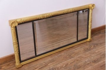アンティーク雑貨　イタリア家具　豪華なフレームが魅惑的なアンティークミラー(鏡)