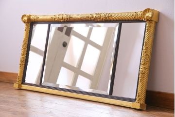 アンティーク雑貨　イタリア家具　豪華なフレームが魅惑的なアンティークミラー(鏡)