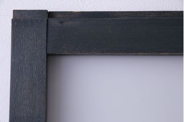 ペイント家具　色ガラス入り!十字の格子がおしゃれなガラス戸(引き戸、建具)