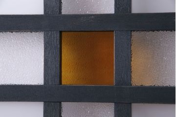 ペイント家具　色ガラス入り!十字の格子がおしゃれなガラス戸(引き戸、建具)