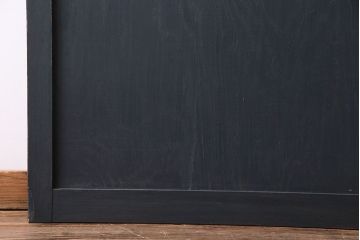 ペイント家具　色ガラス入り!十字の格子がおしゃれなガラス戸(引き戸、建具)