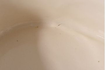 アンティーク雑貨　イギリスビンテージ　陶磁器製　置くだけでかわいらしいアヒルの小物入れ(卵入れ)