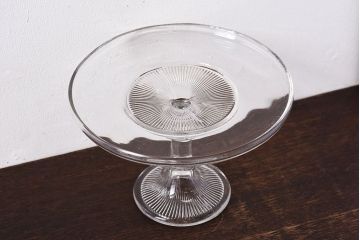 アンティーク雑貨　イギリス製　厚みのあるガラスが魅力のケーキスタンド