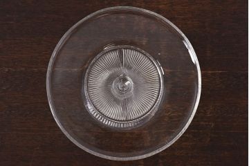 アンティーク雑貨　イギリス製　厚みのあるガラスが魅力のケーキスタンド