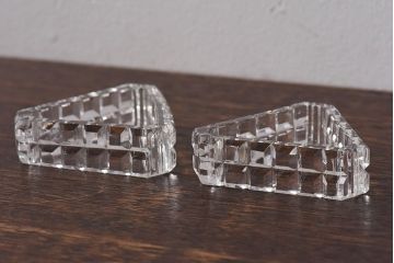 アンティーク雑貨　イギリスビンテージ　キラキラと光るクリスタルカットのナプキンリング2個セット