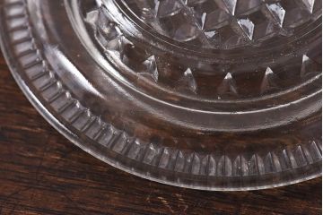 アンティーク雑貨　イギリスビンテージ　ドーム型が可愛らしいガラスのバターディッシュ(小物入れ)