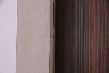 ペイント家具　カフェラテのような色づかいの木製引き戸2枚組(板戸、建具)