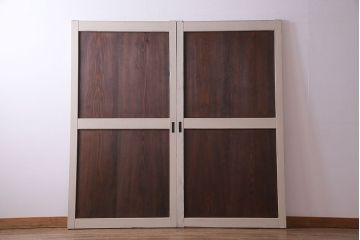 ペイント家具　カフェラテのような色づかいの木製引き戸2枚組(板戸、建具)