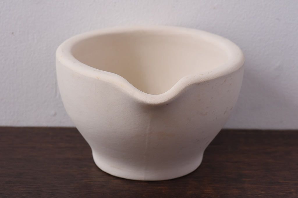 アンティーク雑貨　イギリス　MASON CASH(メイソンキャッシュ)　素焼きの風合いが魅力の磁器製スパイスマッシャー(乳鉢・乳棒)セット