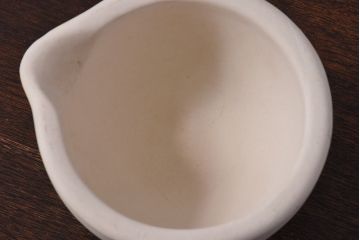 アンティーク雑貨　イギリス　MASON CASH(メイソンキャッシュ)　素焼きの風合いが魅力の磁器製スパイスマッシャー(乳鉢・乳棒)セット