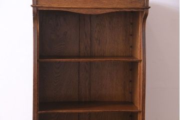 アンティーク家具　イギリスアンティーク　オーク材　シックな細身のブックケース(本棚、陳列棚、収納棚)