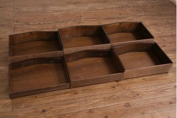 アンティーク家具　イギリス製　マホガニー材　上質な雰囲気のチェスト(サイドチェスト、引き出し)