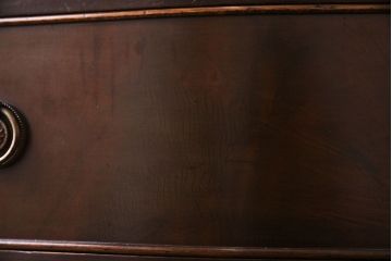 アンティーク家具　イギリス製　マホガニー材　上質な雰囲気のチェスト(サイドチェスト、引き出し)