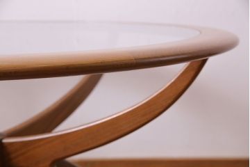ヴィンテージ家具　北欧ビンテージ　G-PLAN(ジープラン)　スパイダーコーヒーテーブル(ラウンドテーブル、カフェテーブル)