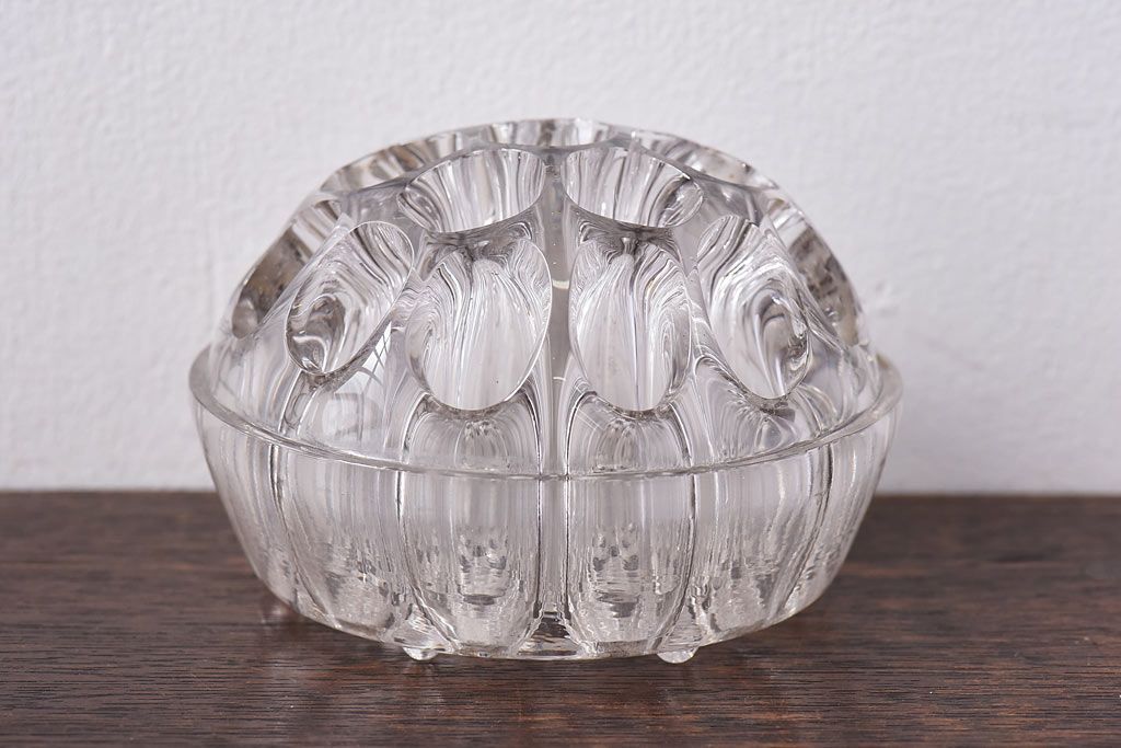 アンティーク雑貨　イギリス　涼しげな雰囲気漂うガラス製フラワーホルダー(ペン立て)