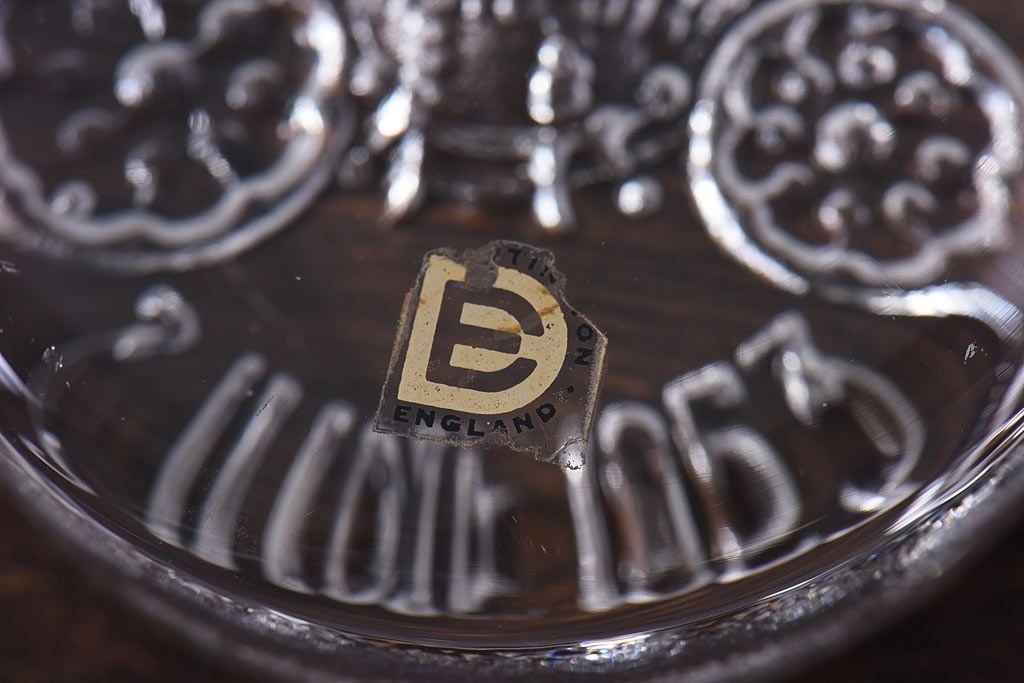 アンティーク雑貨　イギリス　エリザベス女王2世　アニバーサリーグッズ　ガラス製ペーパーウェイト